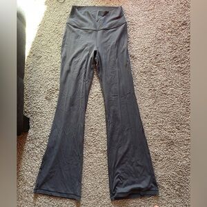 Tna yoga pants size medium